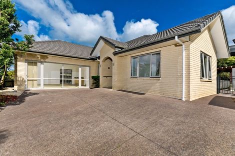 Photo of property in 58 Grand Drive, Orewa, 0931