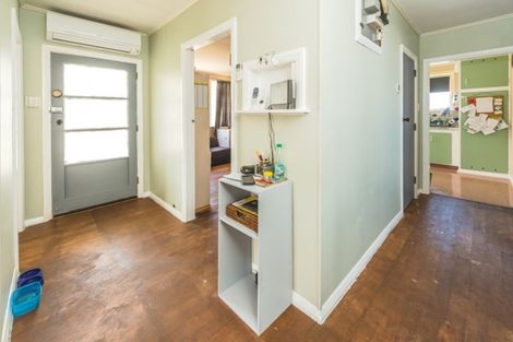 Photo of property in 10 Kauri Street, Gonville, Whanganui, 4501