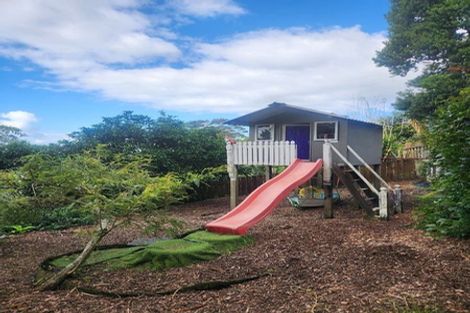 Photo of property in 28 Zingaro Place, Massey, Auckland, 0614