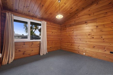 Photo of property in 20 Willow Avenue, Hannahs Bay, Rotorua, 3010