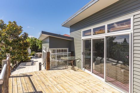 Photo of property in 11 Metzenthin Close, Raumati South, Paraparaumu, 5032