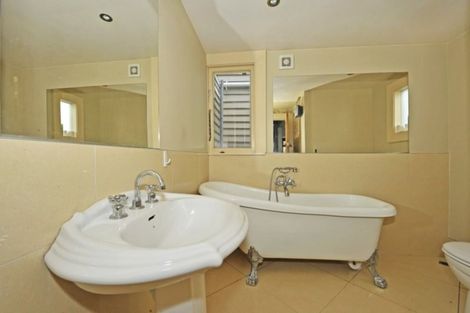 Photo of property in 48 Andover Street, Merivale, Christchurch, 8014