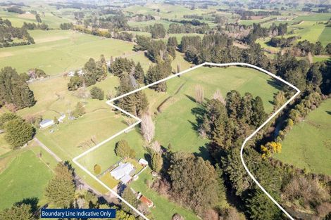 Photo of property in 10 Bright Street, Eketahuna, 4900