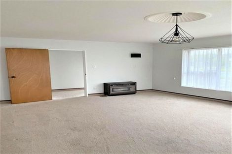 Photo of property in 52 Mcparland Street, Ebdentown, Upper Hutt, 5018