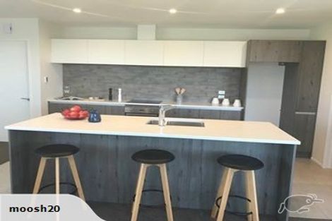 Photo of property in 14 Shillingford Boulevard, Rolleston, 7615