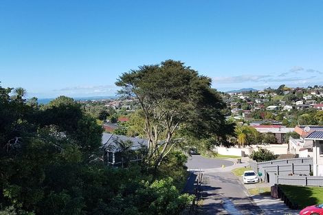 Photo of property in 2/31 King Richard Place, Browns Bay, Auckland, 0630