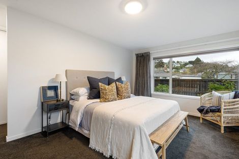 Photo of property in 12 Remuera Avenue, Cashmere, Christchurch, 8022