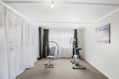 Photo of property in 15 Hyde Avenue, Richmond Heights, Taupo, 3330