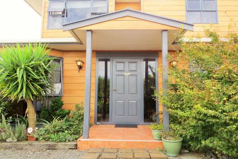 Photo of property in 23a Richmond Road, Carterton, 5713