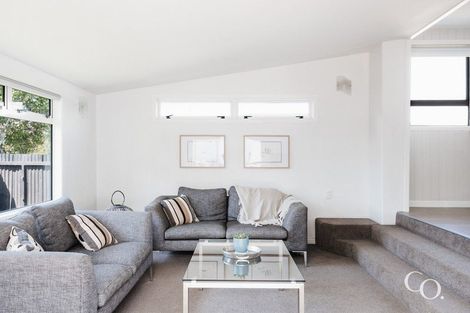 Photo of property in 22 Queen Road, Bellevue, Tauranga, 3110