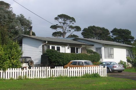Photo of property in 1 Triangle Road, Massey, Auckland, 0614