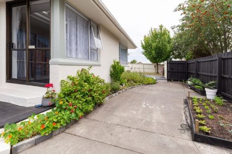 Photo of property in 84 Gilberthorpes Road, Hei Hei, Christchurch, 8042