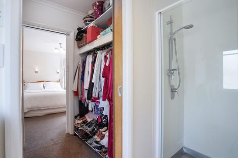 Photo of property in 222 Vogel Street, Roslyn, Palmerston North, 4414