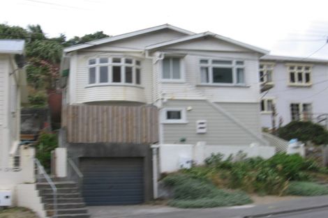 Photo of property in 30 Brighton Street, Island Bay, Wellington, 6023