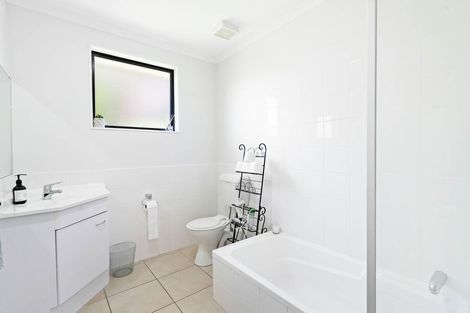 Photo of property in 57a Advene Road, Cockle Bay, Auckland, 2014