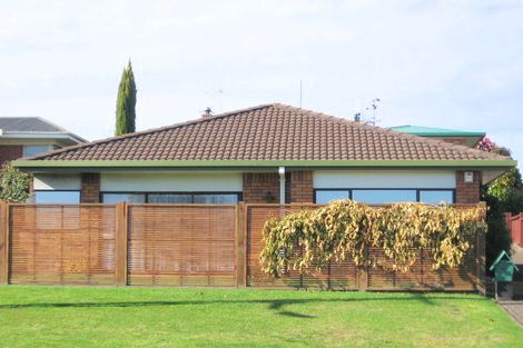 Photo of property in 10a Wickham Place, Hairini, Tauranga, 3112