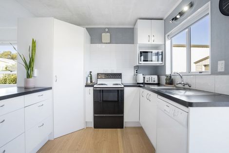 Photo of property in 111 Wattle Place, Whangamata, 3620