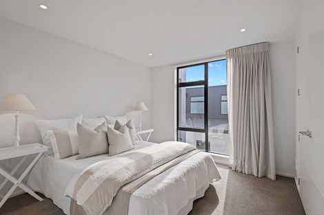 Photo of property in 124 Winchester Street, Merivale, Christchurch, 8014