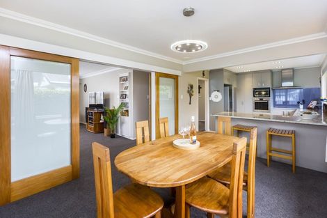 Photo of property in 50 Wai-iti Crescent, Woburn, Lower Hutt, 5010