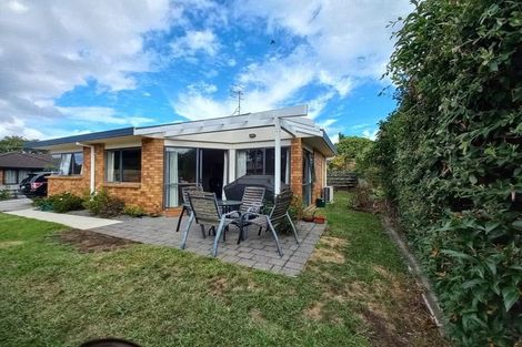 Photo of property in 8 Lynwood Place, Brookfield, Tauranga, 3110