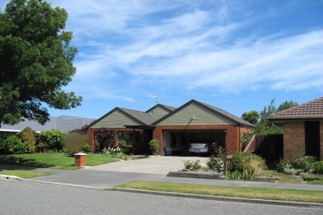 Photo of property in 60 Apsley Drive, Avonhead, Christchurch, 8042