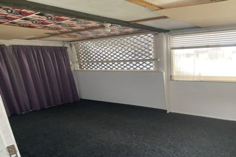 Photo of property in 8 Freyberg Avenue, Papatoetoe, Auckland, 2104