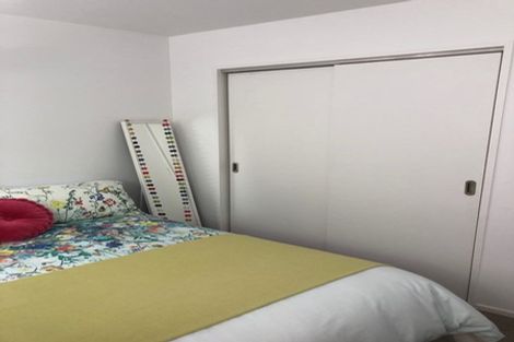 Photo of property in 54b Birkdale Road, Birkdale, Auckland, 0626