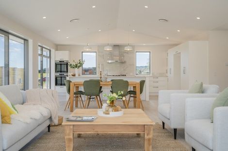 Photo of property in 22 Awatea Drive, Whitianga, 3510