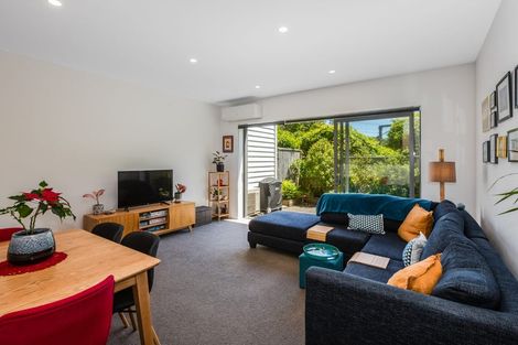 Photo of property in 12/7 Handyside Street, Tawa, Wellington, 5028