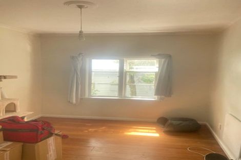 Photo of property in 16 Richmond Avenue, Karori, Wellington, 6012