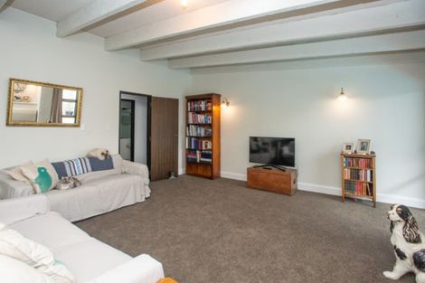 Photo of property in 2 Avenue Road, Greenmeadows, Napier, 4112