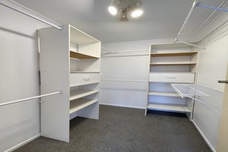 Photo of property in 13 Webb Place, Forrest Hill, Auckland, 0620