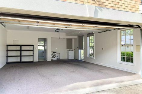 Photo of property in 2/36 Greenvalley Rise, Glenfield, Auckland, 0629