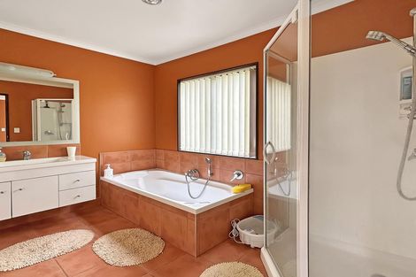 Photo of property in 9 Campbell Lane, Kerikeri, 0230