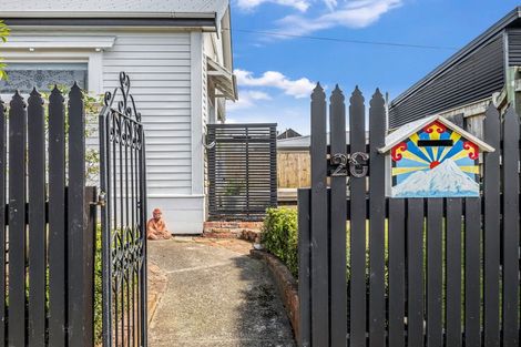 Photo of property in 2c Saint Leonard Street, Saint Johns Hill, Whanganui, 4501