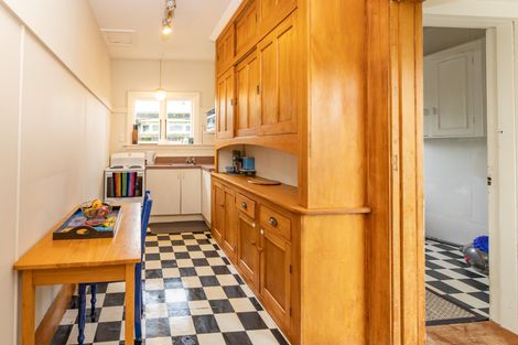 Photo of property in 47 Selwyn Street, Somerfield, Christchurch, 8024