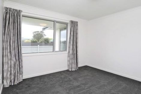 Photo of property in 12 Queen Street, Winton, 9720