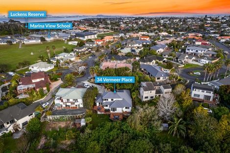 Photo of property in 34 Vermeer Place, West Harbour, Auckland, 0618