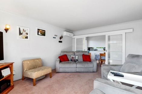 Photo of property in 1/30 Byron Avenue, Takapuna, Auckland, 0622