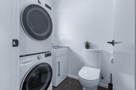 Photo of property in 25 Solway Street, Levin, 5510