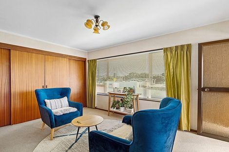 Photo of property in 1/20 Shakespeare Road, Milford, Auckland, 0620