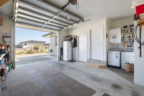 Photo of property in 12 Malthus Place, Foxton Beach, Foxton, 4815