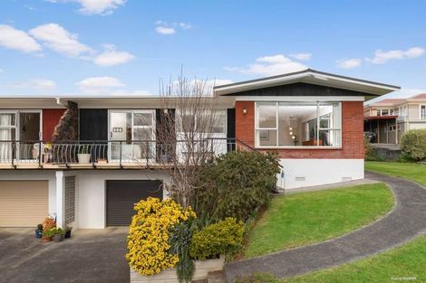 Photo of property in 2b Lynley Terrace, Pukekohe, 2120