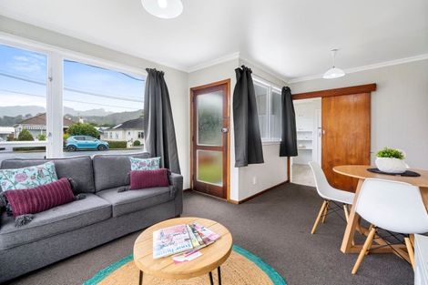 Photo of property in 9a Green Street, Epuni, Lower Hutt, 5011
