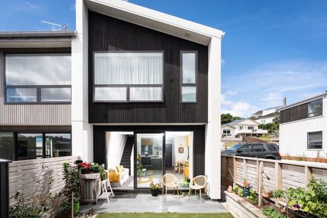 Photo of property in 4a Mamari Street, Rongotai, Wellington, 6022