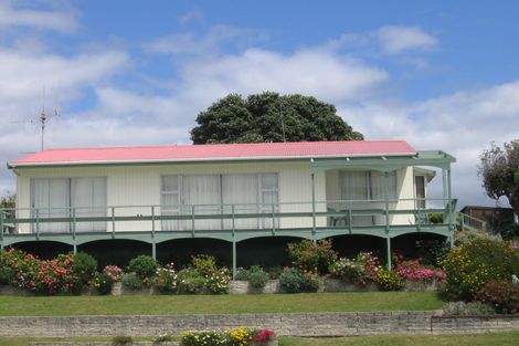 Photo of property in 120 Seaforth Road, Waihi Beach, 3611