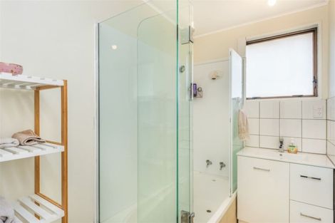 Photo of property in 76e Bandon Street, Frankton, Hamilton, 3204