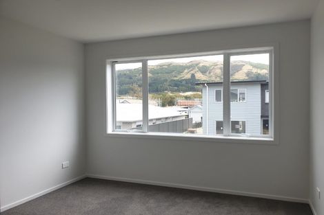 Photo of property in 8 Torea Place, Kenepuru, Porirua, 5022