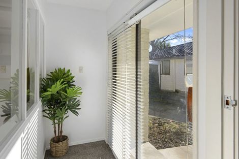 Photo of property in 2/48 Jeffreys Road, Fendalton, Christchurch, 8052