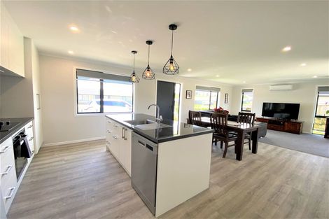 Photo of property in 328 Warburton Crescent, Te Awamutu, 3800